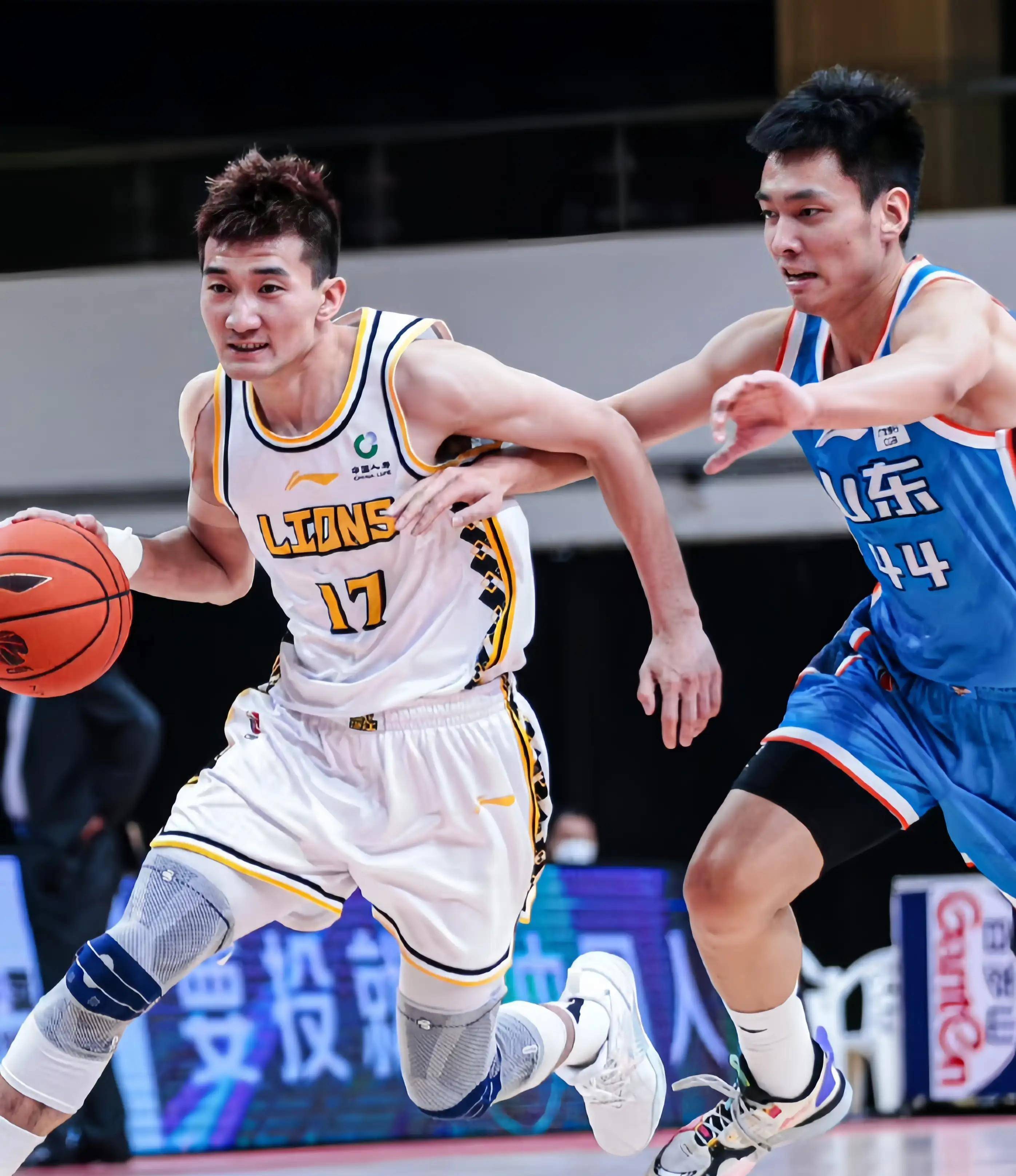 不仅仅是以 不仅仅是以