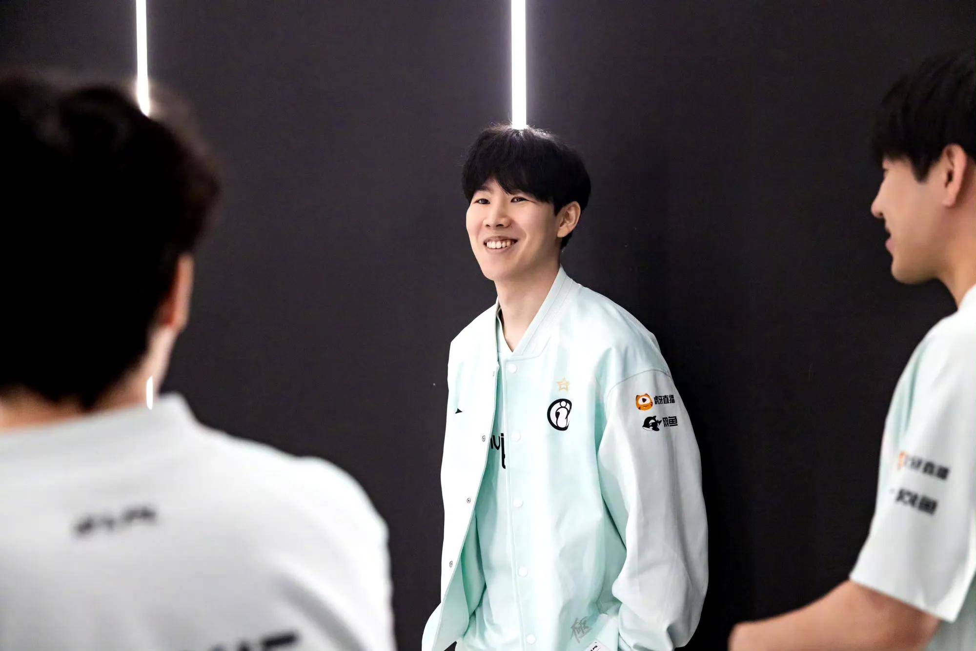 的深度融合 的深度融合